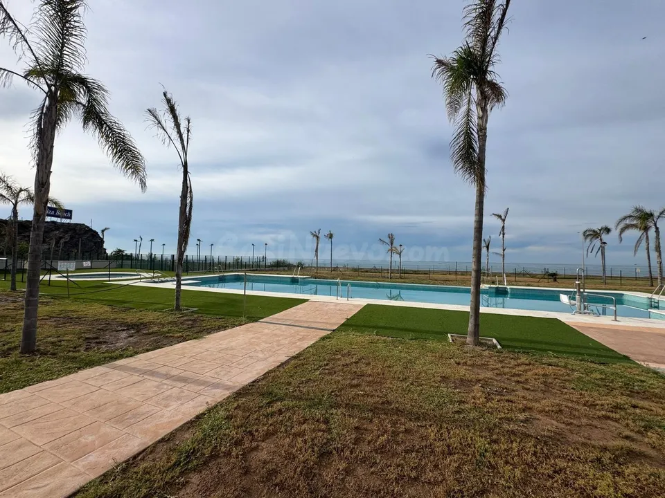 Piso con terraza 50 m2 SUR con vista al mar 200 m del Mar