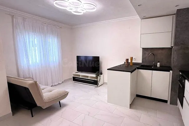 Casa adosada reformada (70 m2 + terrazas) en Calas Blancas.  - foto 5