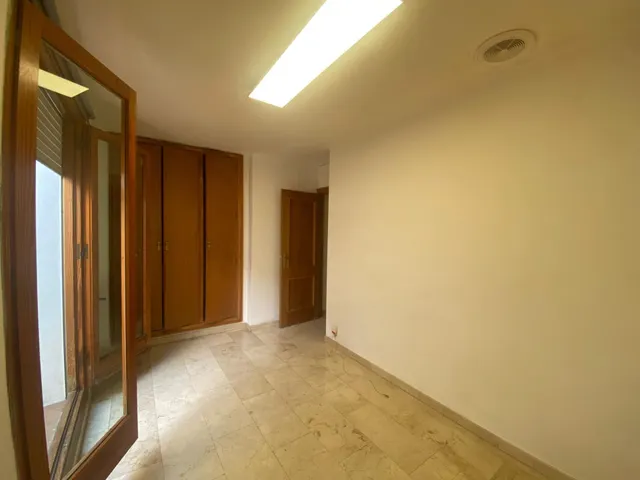 ✨ Amplio piso con gran potencial en Santa Catalina ✨ — 40