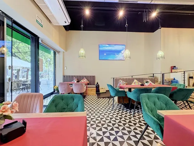 Traspaso bar-cafetería con terraza, Provençals del Poblenou — 4
