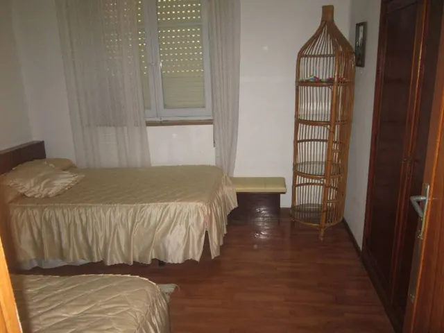 SE VENDE CASA EN EL CENTRO DE VALENCIA DE DON JUAN — 17