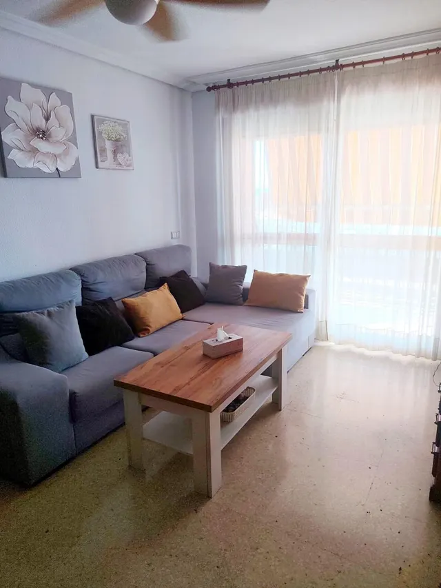 PISO REFORMADO CON TERRAZA EN VILLARRUBIA - foto 2