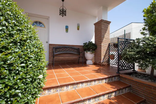 CHALET INDEPENDIENTE CON PISCINA — 11
