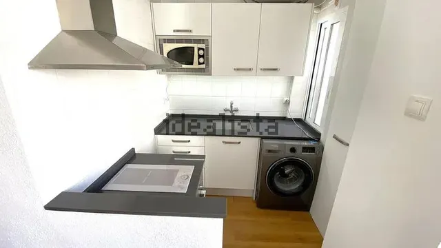 Piso 2 habitaciones 80m² en alquiler - Centro - Sant Francesc — 21
