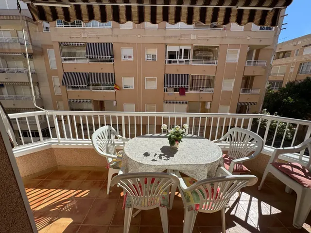 Apartamento 2 habitaciones 81m² en venta - Pueblo — 17
