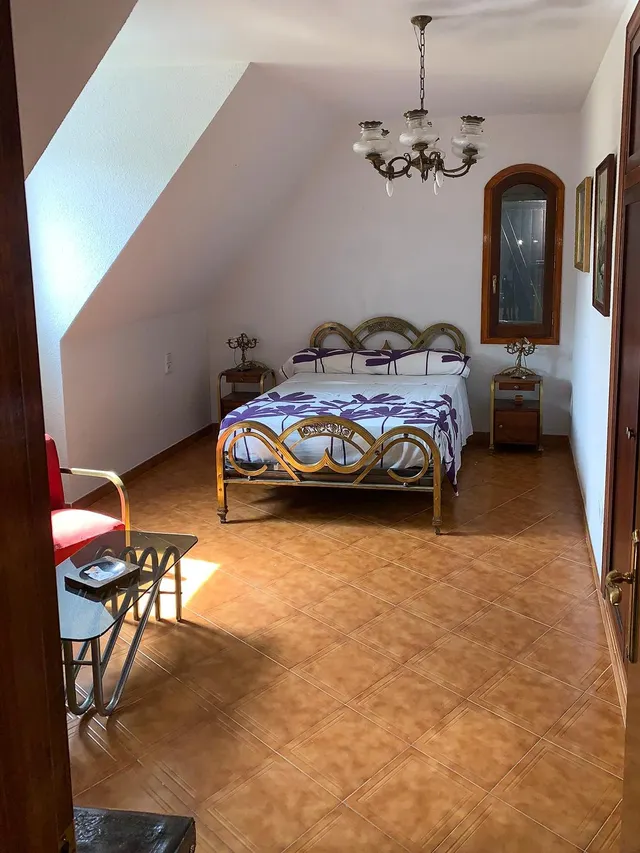 Finca rústica singular en parcela de 2.296 m2 con piscina, amplio garaje y pista de tenis. — 29