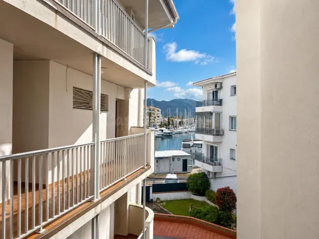 Apartamento con encanto en el corazón náutico de Empuriabrav - foto 3