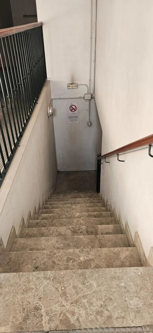 Amplia plaza de garaje en zona los pirralos-cristobal colon — 9