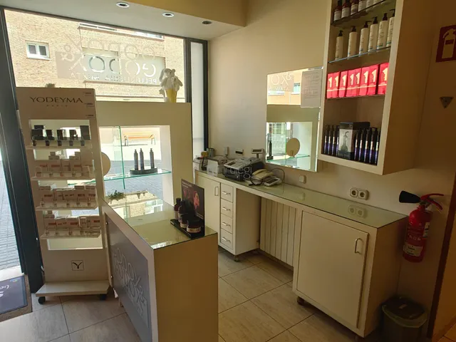 SE VENDE PELUQUERIA CON TIENDA Y MAQUINARIA EN ANDOAIN — 6