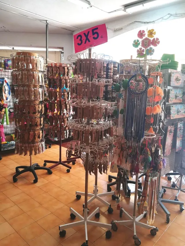 LOCAL COMERCIAL CON TERRAZA DELANTERA EN COSTA DE LA CALMA-STA.PONÇA. — 5
