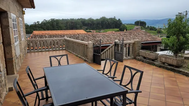 Chalet 6 dormitorios en Vilanova de Arousa — 8