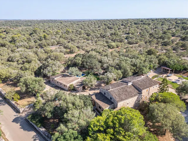 Villa de campo con piscina privada y casa de invitados . — 46
