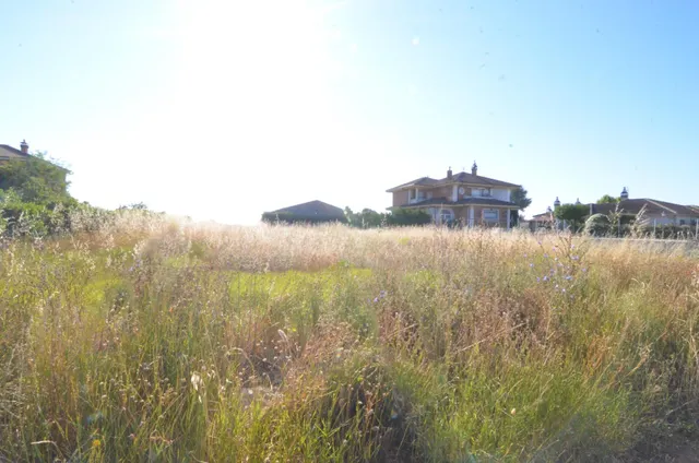 Urbis te ofrece un terreno en venta Urbanización Las Cecilias, Castellanos de Villiquera, Salamanca. — 5