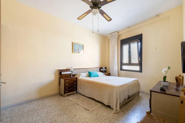 Se Vende Casa de Dos Plantas en Retamar Centro — 15