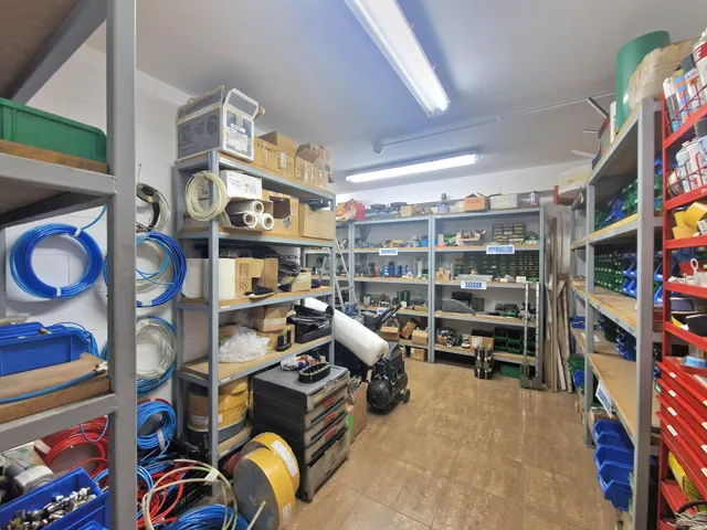 Nave industrial - foto 5