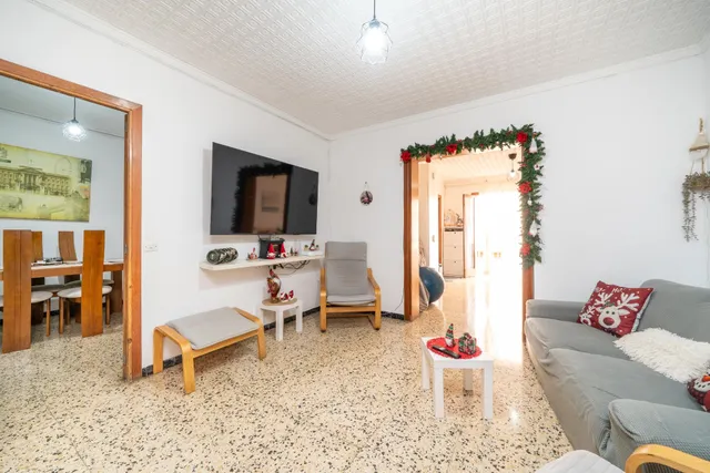 Casa con enorme potencial en Foners — 18