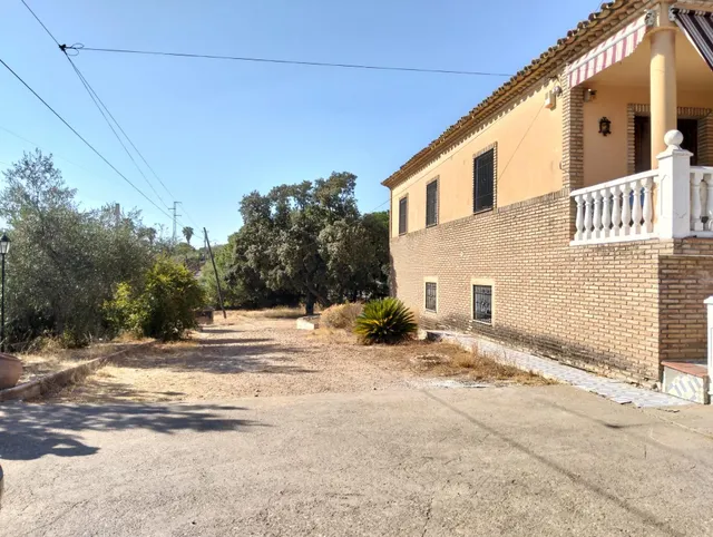 E ✨ chalet exclusivo en La Carlota | 478 m2 + 2.300 m2 de parcela | piscina privada y pozo — 47