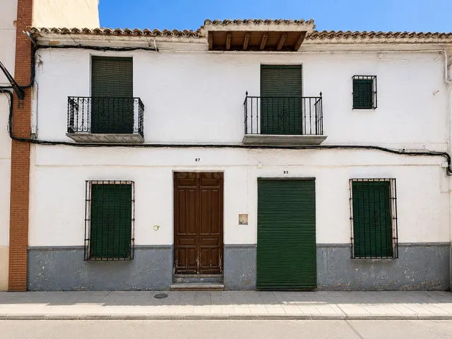 3 CASAS PARA DERRIBAR O HACER GRAN REFORMA EN PADUL, CON SUP