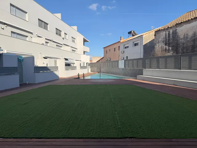 APARTAMENTO CON PISCINA COMUNITARIA Y PARKING EN JESUS I MARIA, DELTEBRE — 26