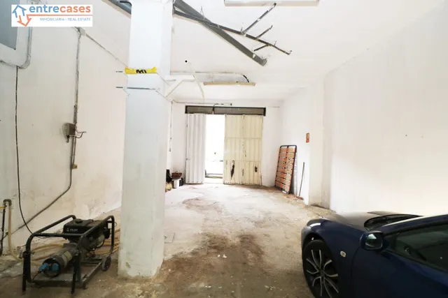 LOCAL COMERCIAL ZONA HISPANIDAD — 2