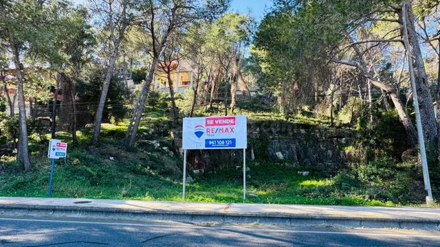 Parcela urbana en Barraca de Aigües Vives — 1.197 m2 con opc