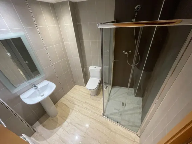 Dúplex céntrico en venta en Olesa de Montserrat, con terrazas y parking — 34