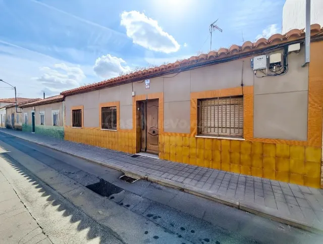 Casa en Argamasilla de Calatrava. - foto 2