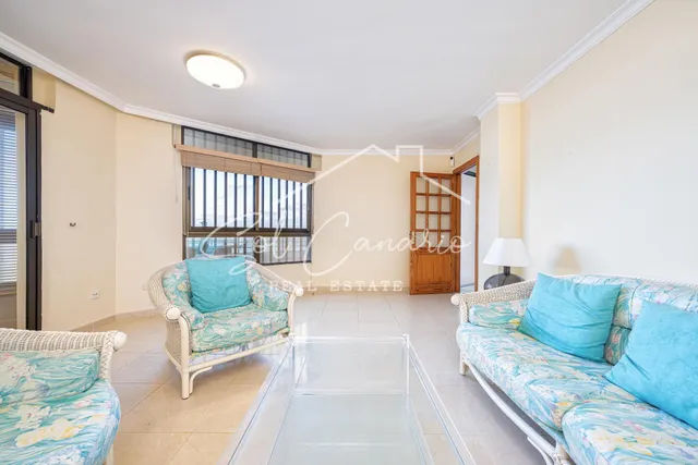 Exclusivo Piso en Primera Línea de Playa de Las Canteras con Vistas al Mar — 4