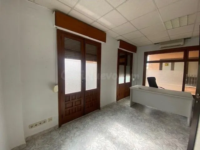 Oficina 40m² en alquiler - CENTRO — 2