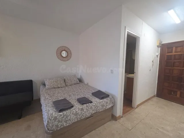 Estudio con terraza y piscina en Mijas - foto 3