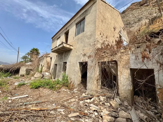 CASA URBANA CON TERRENO A TAN SOLO 5 MIN DE ORIHUELA PARA RE - foto 5