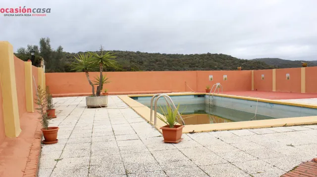 CHALET EN LA COLINA — 4