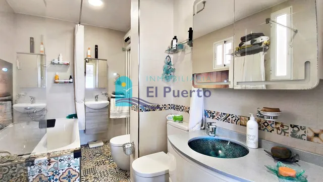APARTAMENTO REFORMADO A 50 METROS DEL MAR EN EL PASEO DEL PUERTO – REF. 1850 — 32