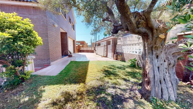 Magnífica Casa con Vistas Espectaculares - foto 4