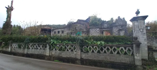 Se vende chalet con terreno