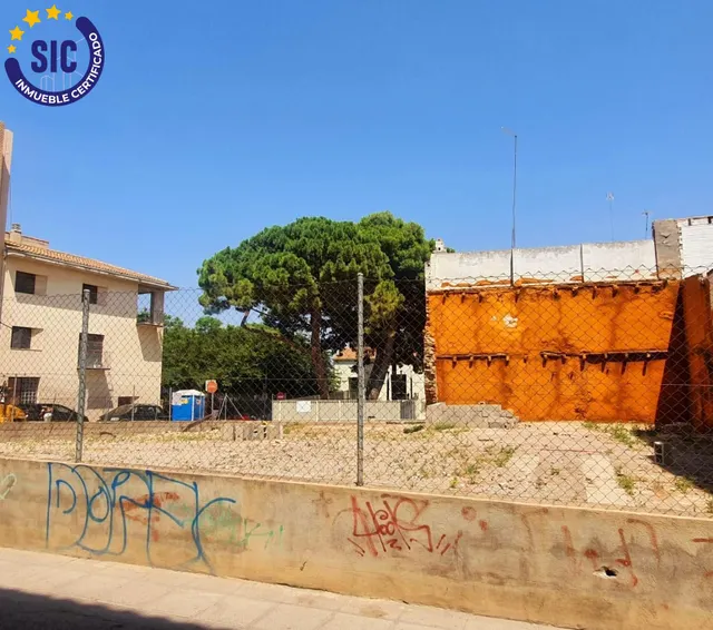 SOLAR URBANO EN EL CENTRO DE QUART DE POBLET — 8