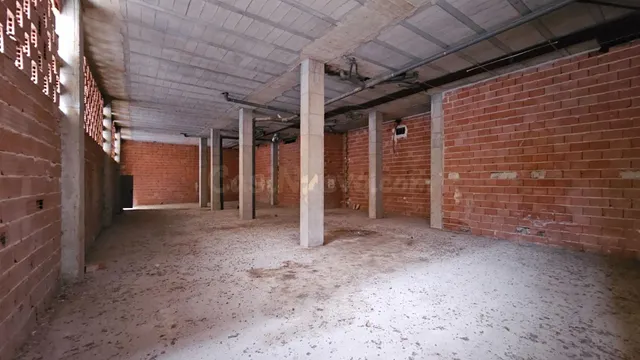 SE ALQUILA LOCAL COMERCIAL EN MOLINA DE SEGURA - foto 3