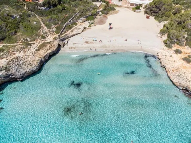 Complejo Vacacional con 118 apartamentos + zonas de ocio y acceso a la playa — 9
