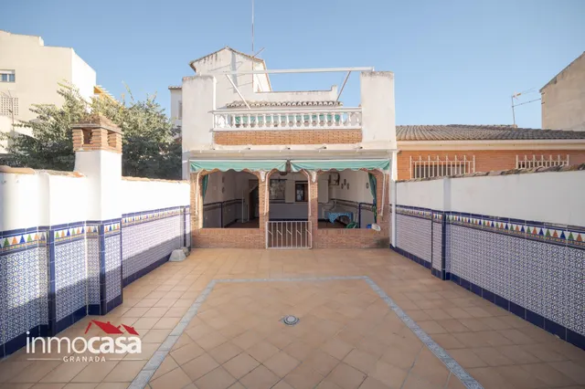 Casa/Chalet en Maracena a 1 minuto del metro — 34