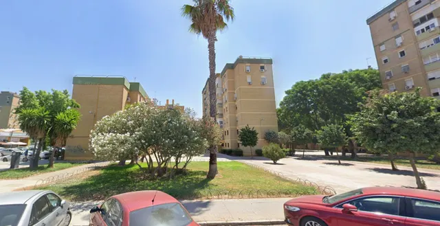 Venta piso en Sevilla — 3
