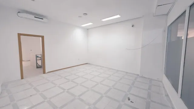 Se vende comercial, Calle Escalante, Valencia — 22