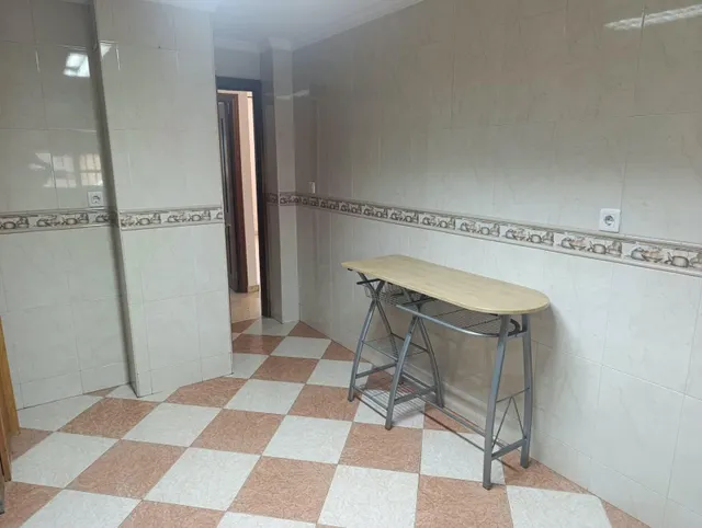 LUMINOSO PISO EN LA MILAGROSA DE 3 DORMITORIOS — 14