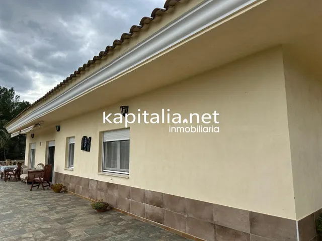 Chalet a la venta en L´Olleria (Valencia) — 36