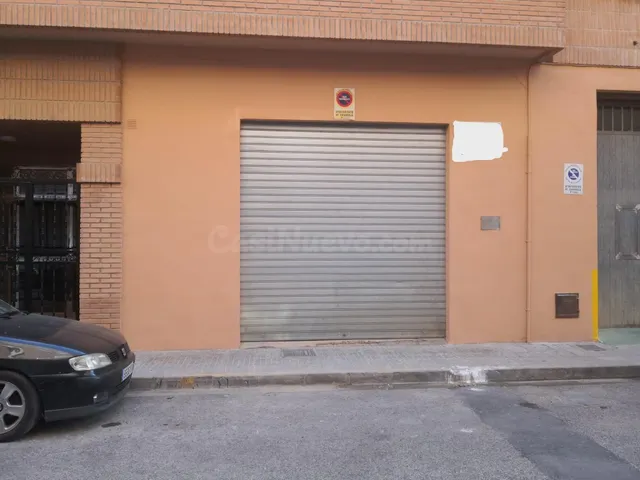 Amplio Local Comercial en Catarroja - Ideal para Negocios - foto 3