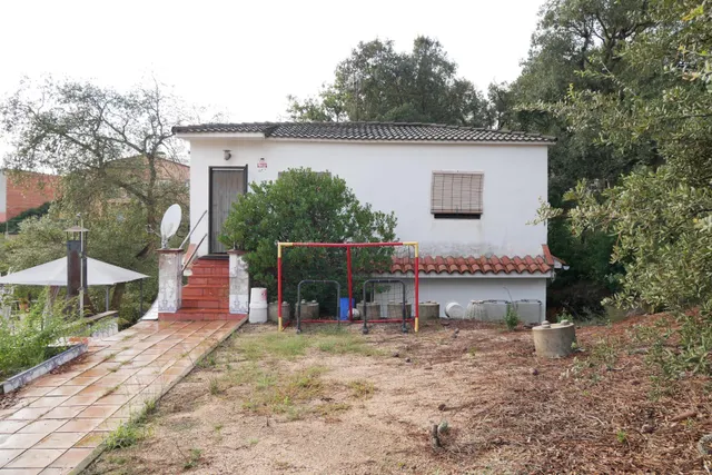 Casa independiente con parcela llana de 620 m2 en Aiguaviva, Vidreres — 21
