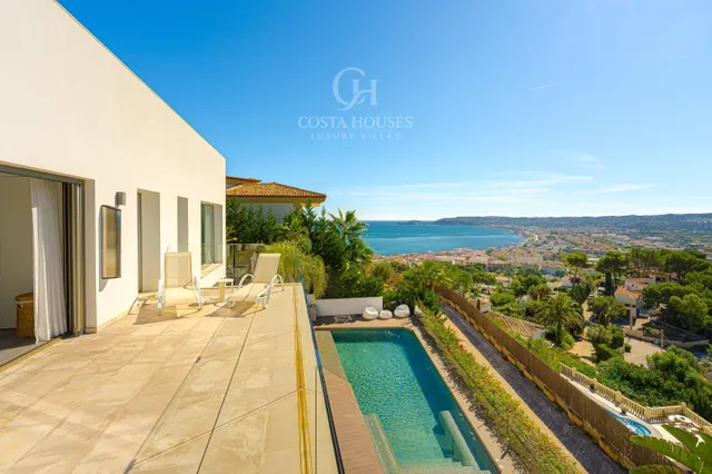 Villa lumar · panoramica sobre la bahia y el montgo en la corona javea — 44