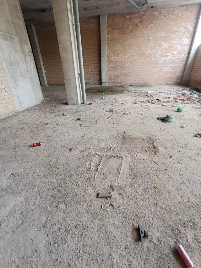GRAN LOCAL COMERCIAL EN VENTA O ALQUILER — 5