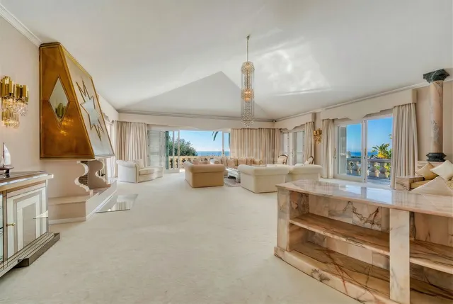 Chalet 10 habitaciones 2600m² en venta - Marbella - foto 5