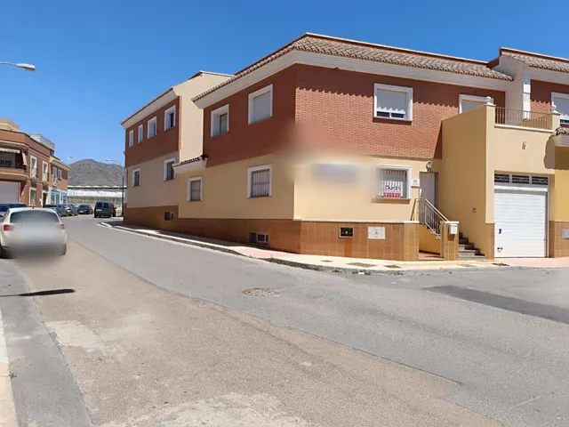 Triplex de 4 dormitorios en La Curva, Adra — 15