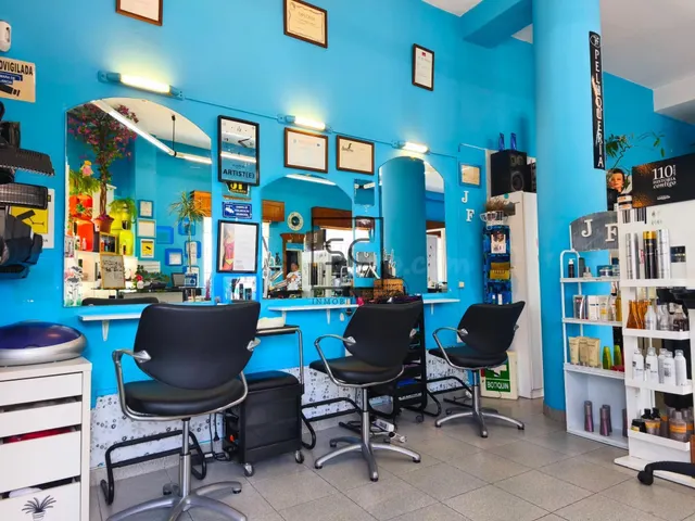 Peluquería totalmente equipada en Santa Marina, Ferrol - foto 4